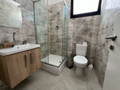 LEFKOŞA/KÜÇÜK KAYMAKLI'DA KİRALIK LÜKS 2+1 FUL EŞYALI PENTHOUSE-14