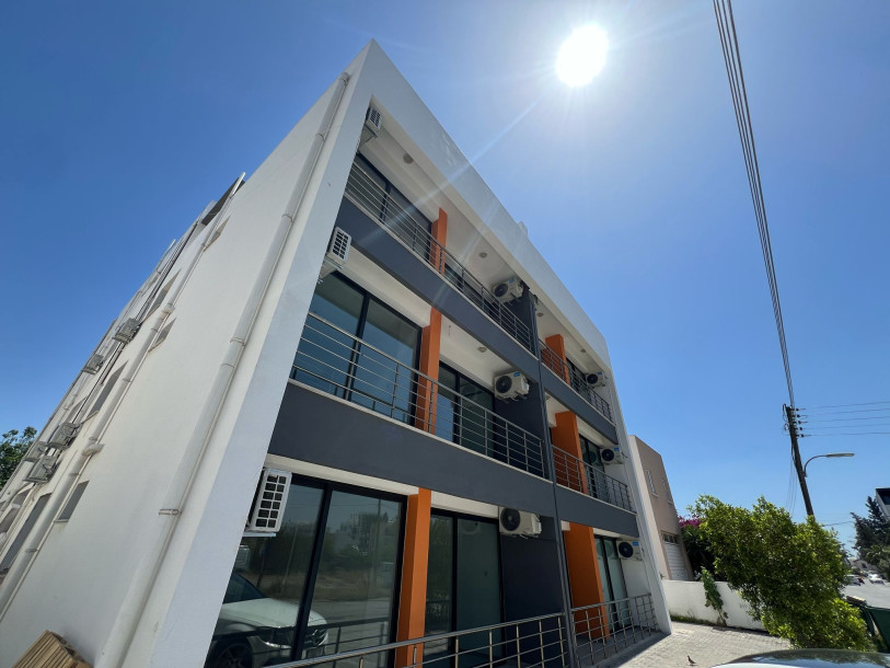 LEFKOŞA/KÜÇÜK KAYMAKLI'DA KİRALIK LÜKS 2+1 FUL EŞYALI PENTHOUSE-17
