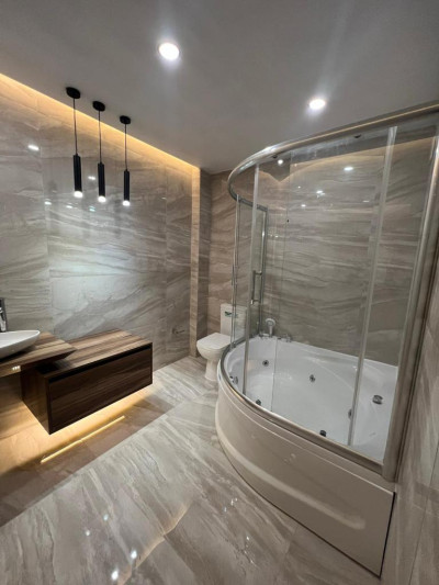 GİRNE MERKEZDE SATILIK 4+1 EŞYALI PENTHOUSE-21