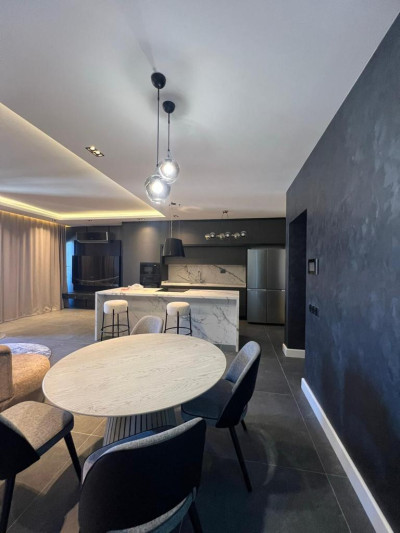 GİRNE MERKEZDE SATILIK 4+1 EŞYALI PENTHOUSE-5