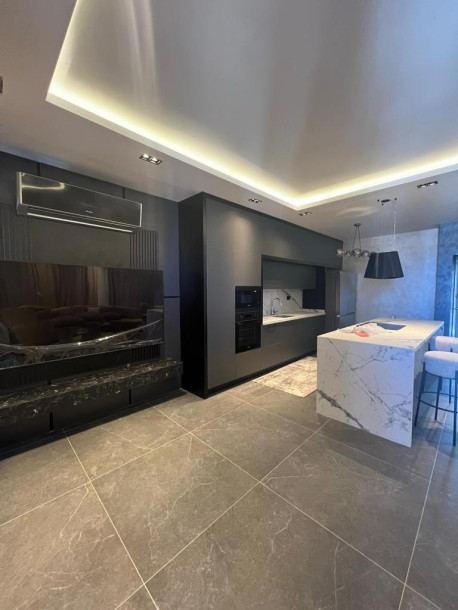 GİRNE MERKEZDE SATILIK 4+1 EŞYALI PENTHOUSE-6