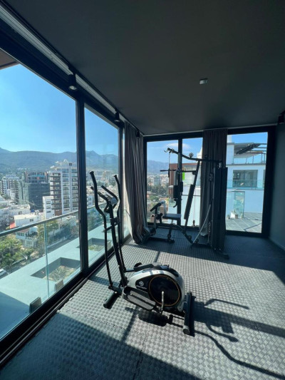 GİRNE MERKEZDE SATILIK 4+1 EŞYALI PENTHOUSE-16