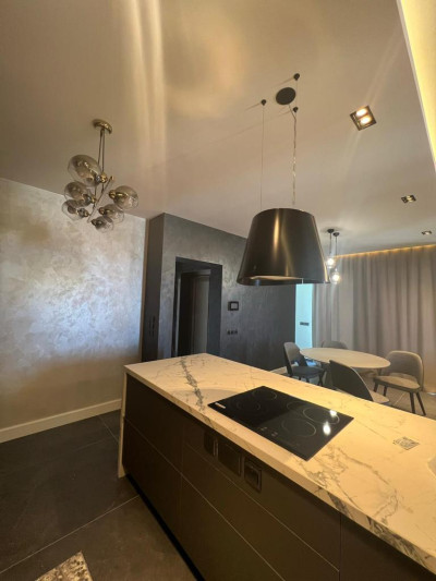 GİRNE MERKEZDE SATILIK 4+1 EŞYALI PENTHOUSE-11
