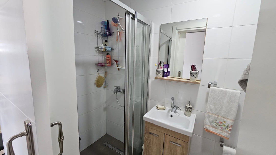 LEFKOŞA/KÜÇÜK KAYMAKLI'DA SATILIK 2+1 FUL EŞYALI DAİRE-13
