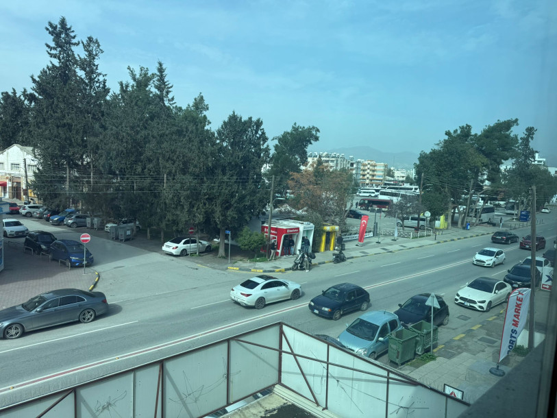LEFKOŞA/KÜÇÜK KAYMAKLI’DA TERMİNAL BÖLGESİ KİRALIK 2 ADET DÜKKAN-3