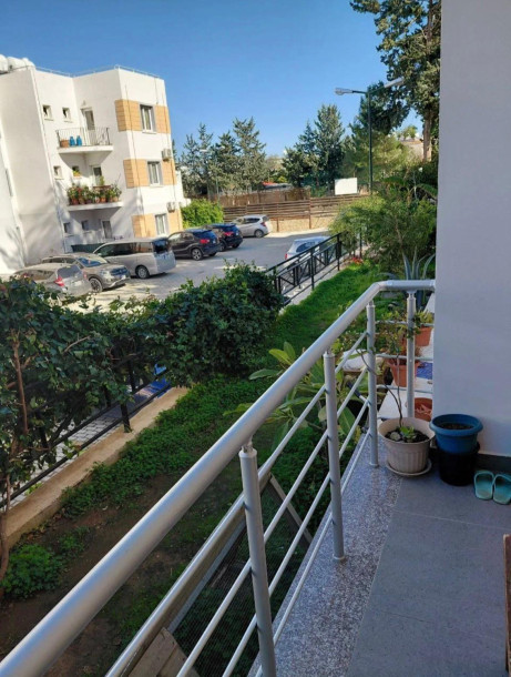 GİRNE /ALSANCAK'TA SATILIK 2+1 HAVUZLU SİTE İÇİNDE BAHÇELİ DAİRE-18