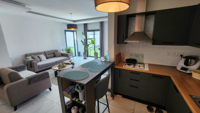 GİRNE / ÇATALKÖY’DE SATILIK ULTRA LÜKS 3+1 DAİRE-7