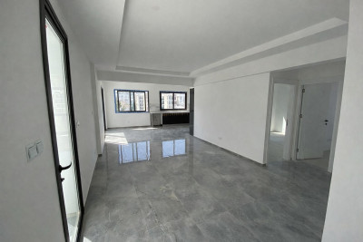 GİRNE MERKEZDE TÜRK KOÇANLI SATILIK 2+1 PENTHOUSE DAİRE