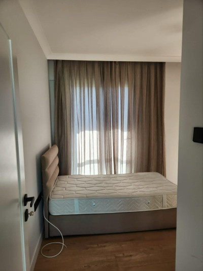 GİRNE / KARAOĞLANOĞLU’NDA KİRALIK LÜKS 3+1 LOFT DAİRE-6