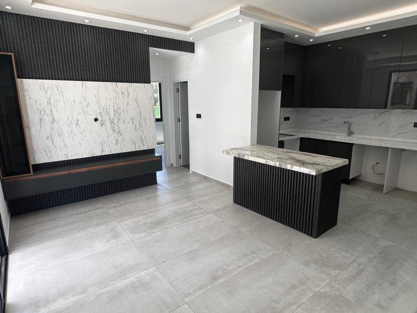 GİRNE LAPTA’DA SATILIK SIFIR 2+1 LÜKS DAİRE-6