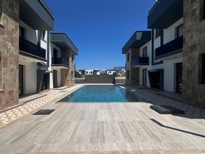 GİRNE LAPTA’DA SATILIK SIFIR 2+1 LÜKS DAİRE-3