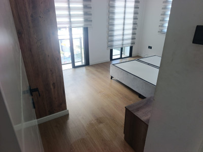 GİRNE LAPTA SATILIK 2+1 DAİRE – HAVUZLU SİTE İÇERİSİNDE-8