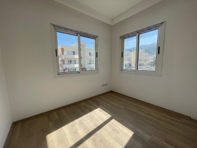 GİRNE /LAPTA'DA SATILIK 2+1 SIFIR DAİRELER-5