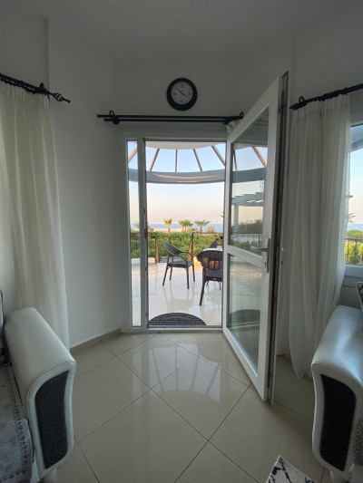 GİRNE/LAPTA’DA SATILIK BAHÇELİ 3+1 DAİRE-7