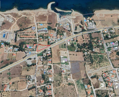 GİRNE/LAPTA ANA YOL ÜZERİ TİCARİ İZİNLİ SATILIK ARSA-3