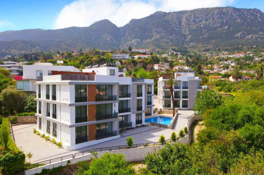 GİRNE/LAPTA'DA SATILIK HAVUZLU SİTEDE 2+1 DAİRE-21