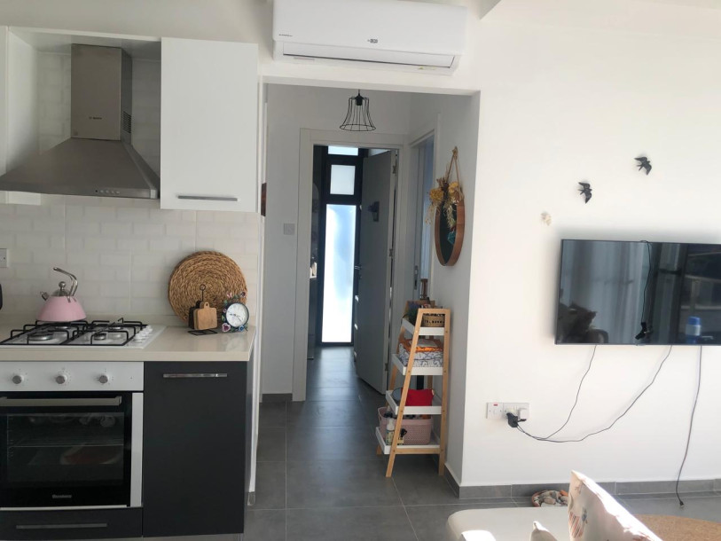 GİRNE/LAPTA'DA SATILIK HAVUZLU SİTEDE 2+1 DAİRE-8