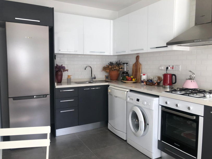 GİRNE/LAPTA'DA SATILIK HAVUZLU SİTEDE 2+1 DAİRE-7