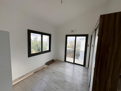 GİRNE/LAPTA'DA SATILIK 3+1 SIFIR VİLLA-16