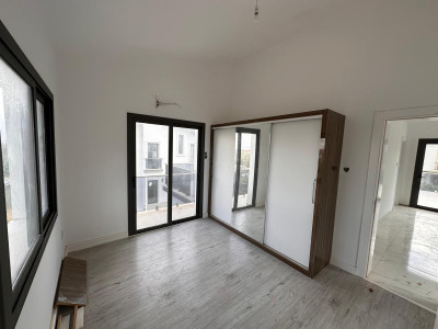 GİRNE/LAPTA'DA SATILIK 3+1 SIFIR VİLLA-13