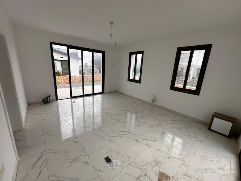 GİRNE/LAPTA'DA SATILIK 3+1 SIFIR VİLLA-6