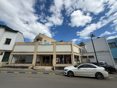 LEFKOŞA SURLAR İÇİ KİRALIK İŞ YERİ-2