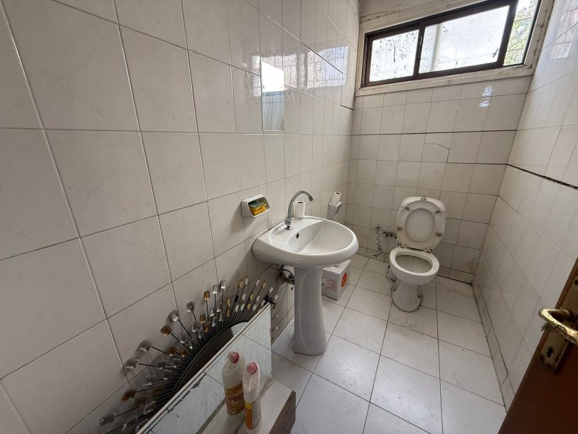 LEFKOŞA SURLAR İÇİ KİRALIK İŞ YERİ-18