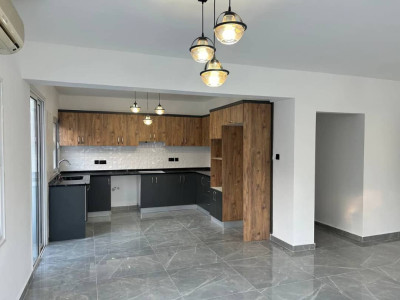 GİRNE MERKEZDE SATILIK 3+1 DAİRE-4