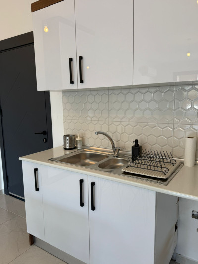 LEFKOŞA/ MARMARA BÖLGESİNDE KİRALIK 2+1 LÜKS REZİDANS DAİRE-5