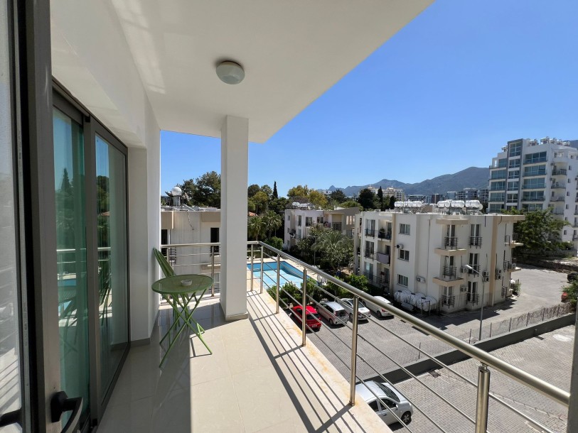 GİRNE MERKEZ ÖĞRETMENLER EVİ BÖLGESİNDE HAVUZLU SİTEDE KİRALIK 2+1 EŞYALI DAİRE-5