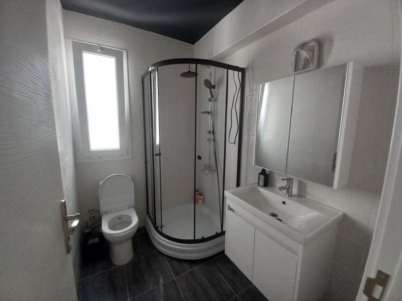 GİRNE MERKEZDE SATILIK 2+1 EŞYALI DAİRE-12
