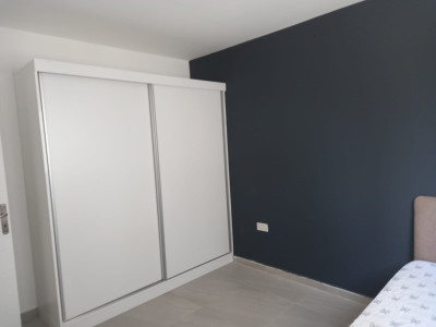 GİRNE MERKEZDE SATILIK 2+1 EŞYALI DAİRE-11