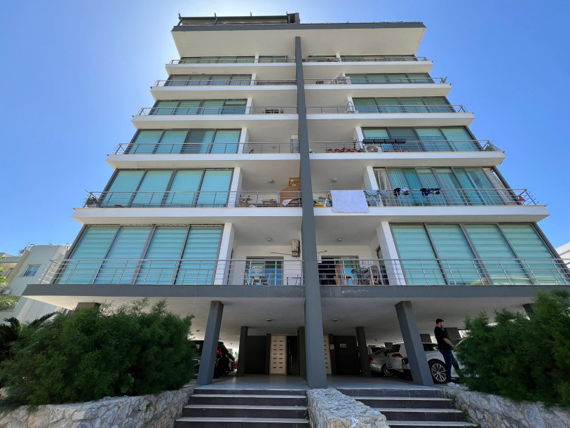 GİRNE MERKEZ'DE SATILIK 2+1 DAİRE-10