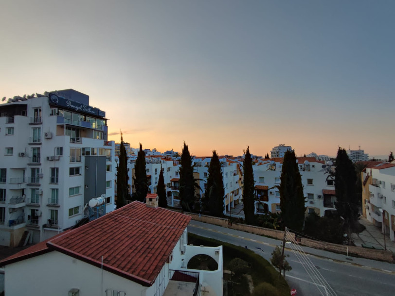GİRNE MERKEZDE SATILIK 3+1 FUL EŞYALI DAİRE-3