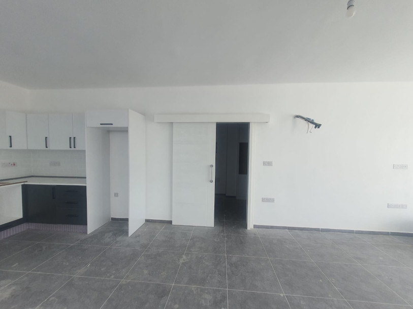 LEFKOŞA /MİNARELİKÖYDE SATILIK 3+1 VİLLA-10