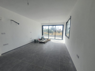 LEFKOŞA /MİNARELİKÖYDE SATILIK 3+1 VİLLA-5