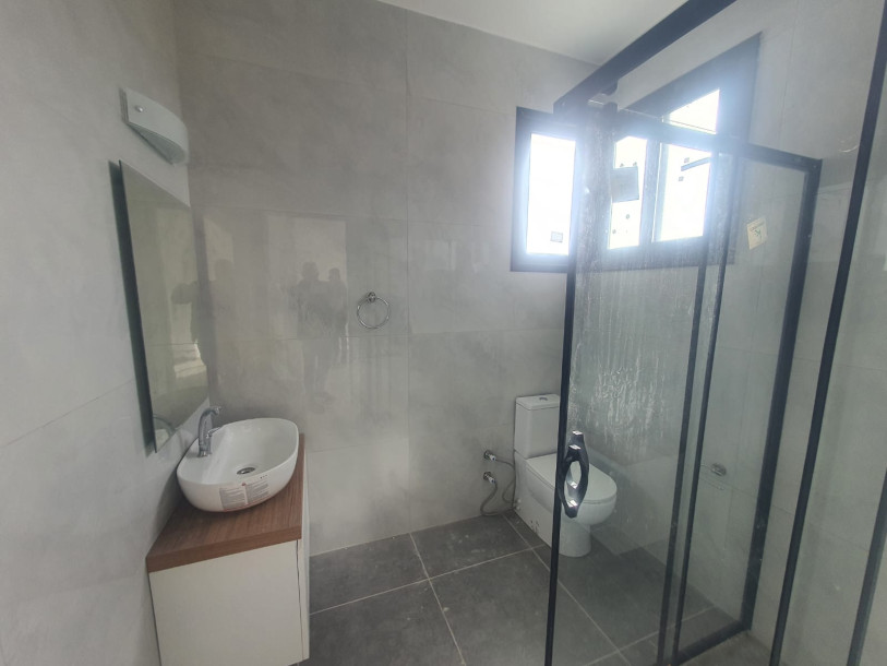 LEFKOŞA /MİNARELİKÖYDE SATILIK 3+1 VİLLA-21