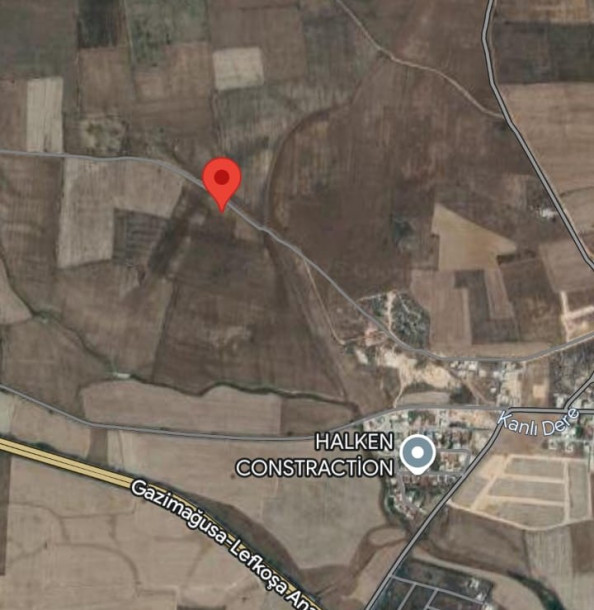 GAZİMAĞUSA/MUTLUYAKA'DA SATILIK ARAZİ-2