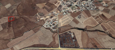 GAZİMAĞUSA/MUTLUYAKA'DA SATILIK 8 DÖNÜM 1 EVLEK TARLA-2