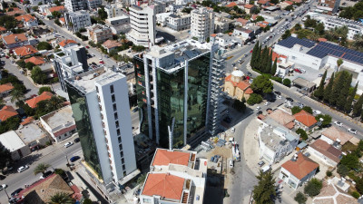 LEFKOŞA/YENİŞEHİR BİG CHEFS RESTAURANT BÖLGESİ KİRALIK TİCARİ İZİNLİ OFİS-2