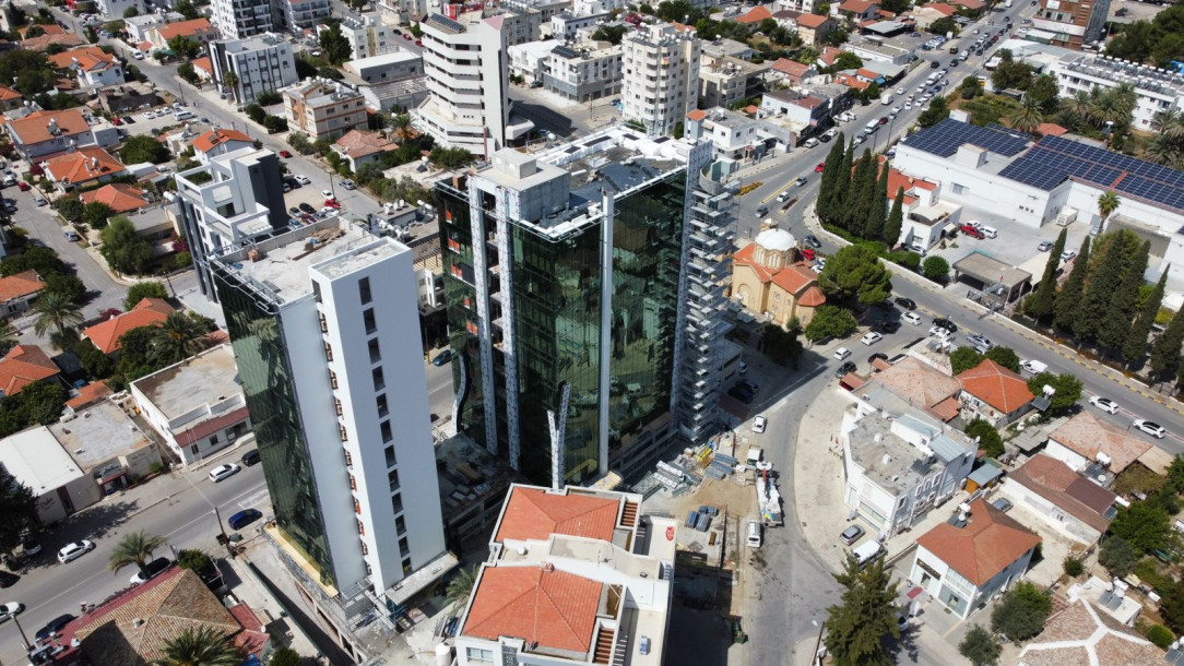 LEFKOŞA/YENİŞEHİR BİG CHEFS RESTAURANT BÖLGESİ KİRALIK TİCARİ İZİNLİ OFİS-2