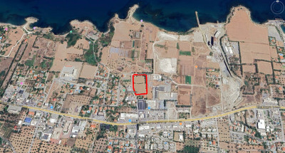 GİRNE/OZANKÖY'DE SATILIK DENİZ MANZARALI 8 DÖNÜM ARSA