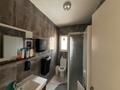 GİRNE OZANKÖY – SATILIK İŞ YERİ + 3+1 DAİRE İŞLEK KONUMDA SATILIK YATIRIMLIK MÜLK-10