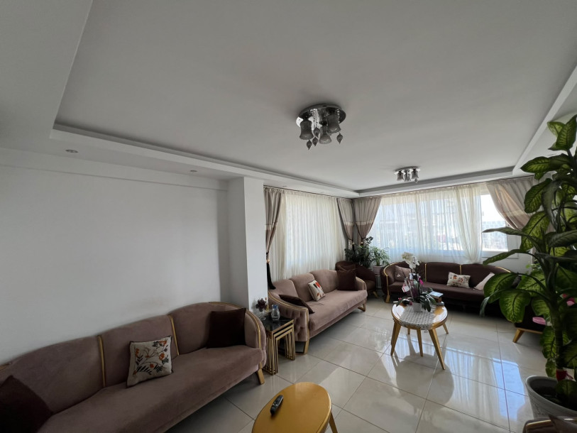 GİRNE OZANKÖY – SATILIK İŞ YERİ + 3+1 DAİRE İŞLEK KONUMDA SATILIK YATIRIMLIK MÜLK-3