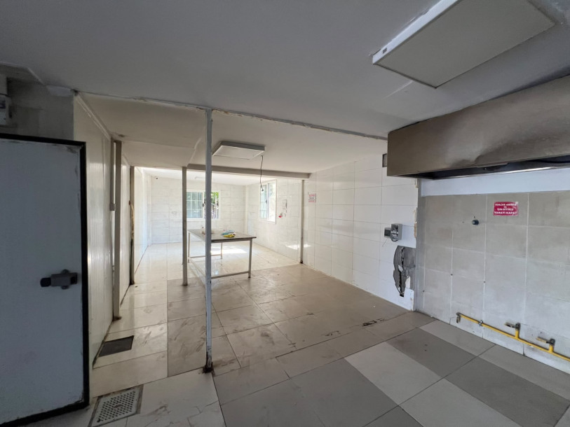 GİRNE OZANKÖY – SATILIK İŞ YERİ + 3+1 DAİRE İŞLEK KONUMDA SATILIK YATIRIMLIK MÜLK-15