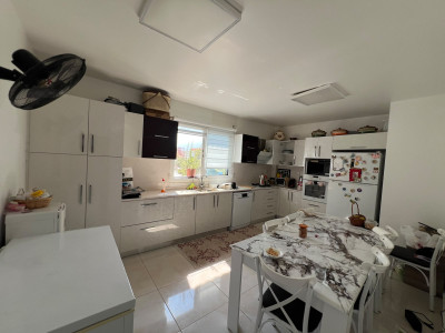 GİRNE OZANKÖY – SATILIK İŞ YERİ + 3+1 DAİRE İŞLEK KONUMDA SATILIK YATIRIMLIK MÜLK-4
