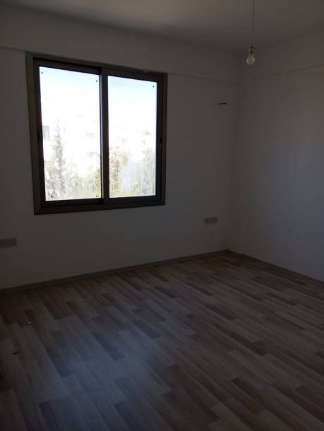 LEFKOŞA/GÖNYELİ'DE SATILIK 2+1 DAİRE-4