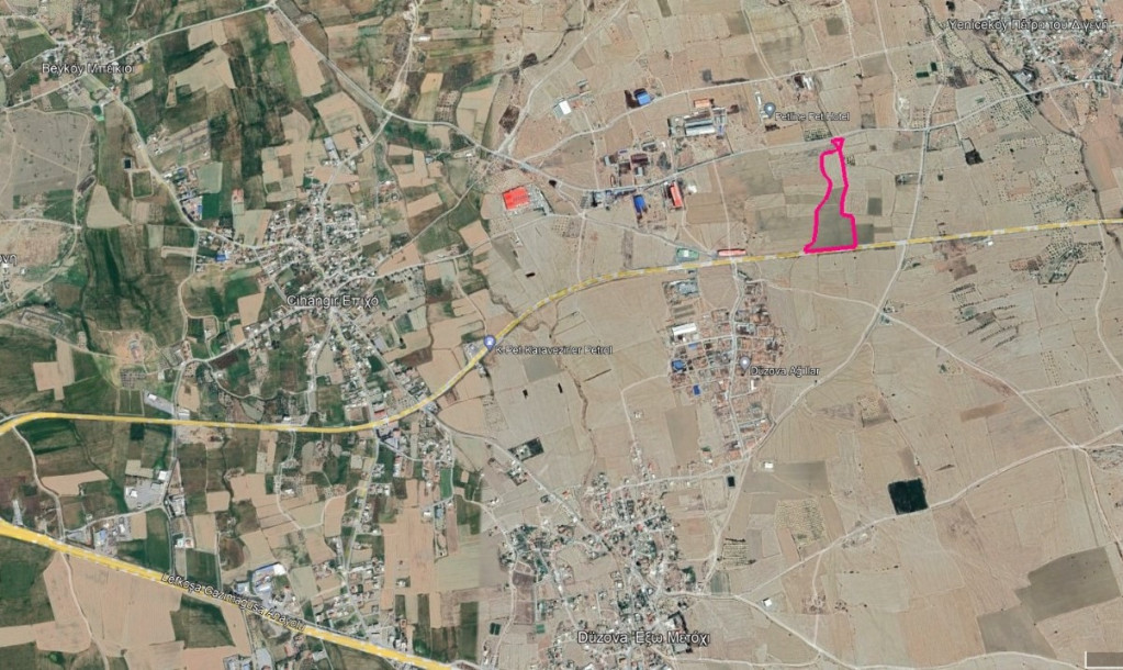 LEFKOŞA/CİHANGİR ÇUKUROVA YONCA KAVŞAĞI YAKINI SATILIK ARAZİ-2