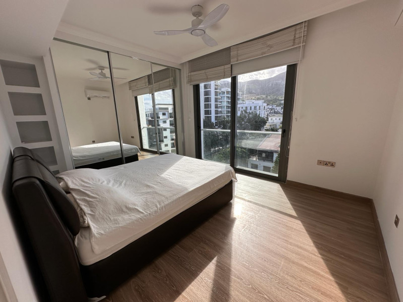 GİRNE MERKEZDE SATILIK PENTHOUSE-15