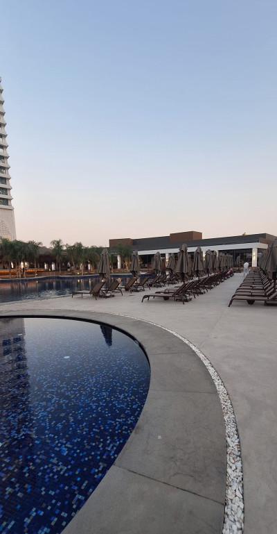 İSKELE GRAND SAPPHİRE'DE OTEL KONSEPTİNDE SATILIK 2+1 DAİRE-15